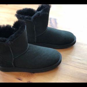 Suede faux shearling bootie